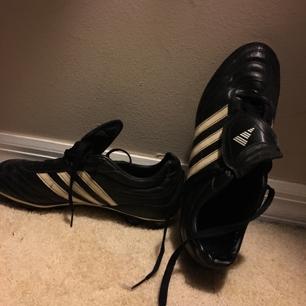 Women’s cleats
